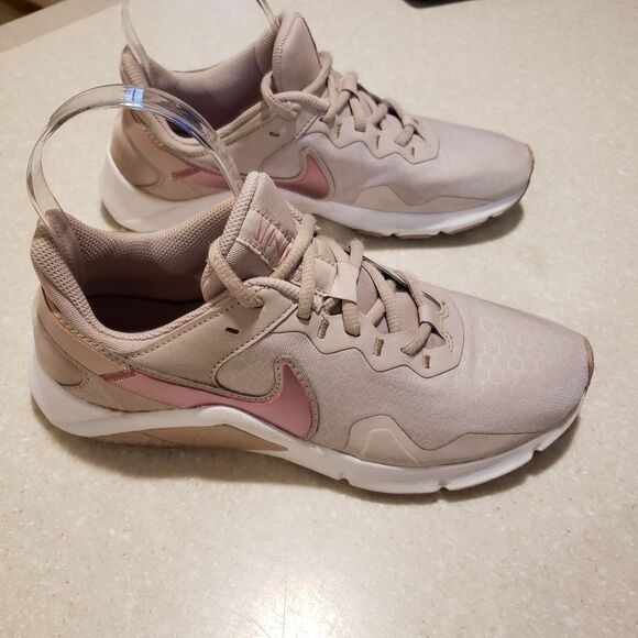 Nike Women's Legend Essential 2 Premium Phonon Dust Sneakers SIZE 8 - Picture 1 of 8